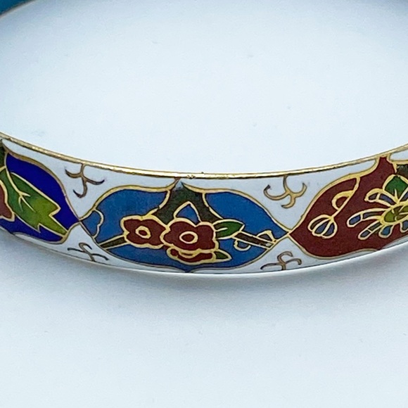 Vintage Cloisonne Flower Enamel Gold Tone Outlines Substantial Bangle Bracelet - Picture 11 of 12